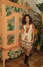 JENNIFER LOPEZ at a Photoshoot 1994