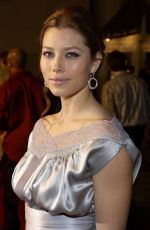 JESSICA BIEL at Texas Chainsaw Massacre Premiere in New York 11/15/2003