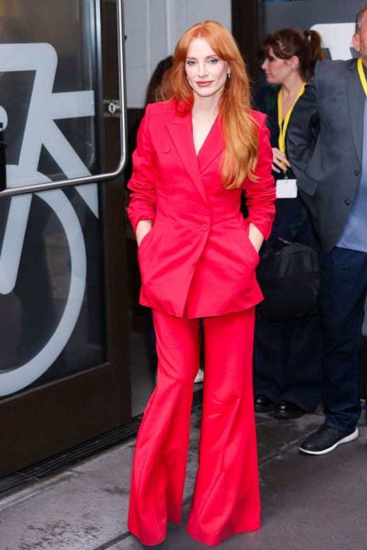 JESSICA CHASTAIN Leaves Live with Kelly And Mark in New York 09/10/2025