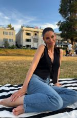 JESSICA LOWNDES - Instagram Photos 09/19/2025
