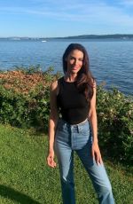 JESSICA LOWNDES - Instagram Photos 09/19/2025