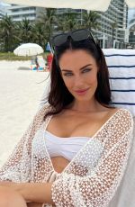 JESSICA LOWNDES - Instagram Photos 09/19/2025