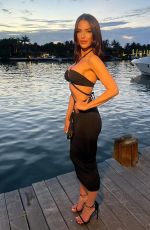 JESSICA LOWNDES - Instagram Photos 09/19/2025