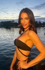 JESSICA LOWNDES - Instagram Photos 09/19/2025