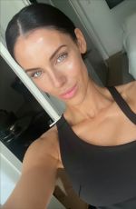 JESSICA LOWNDES - Instagram Photos 09/25/2025