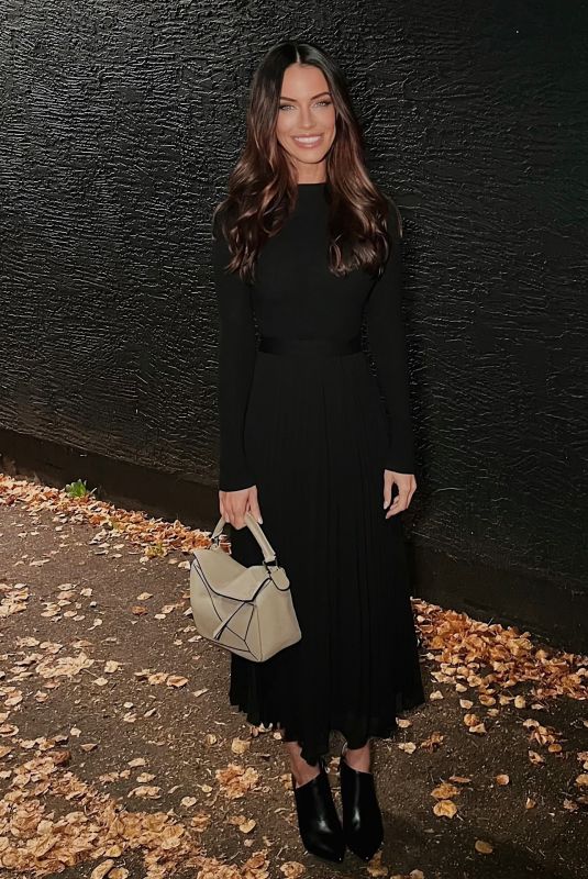 JESSICA LOWNDES - Instagram Photos 09/27/2025