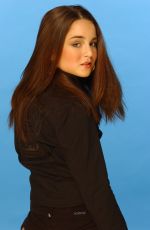 JOJO LEVESQUE at a Photoshoot 2004