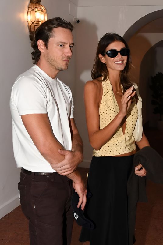 KAIA GERBER and Lewis Pullman Out in Venice 08/31/2025