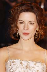 KATE BECKINSALE at The Aviator Premiere at Odeon West-End in London 12/19/2004