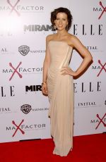KATE BECLINSALE at The Aviator Premiere at Mann