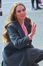 KATE MIDDLETON at Farnborough Road Infant and Junior School at Birkdale & Chruchtown Primary School in Southport 09/23/2025