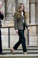 KATE MIDDLETON Visits Natural History Museum