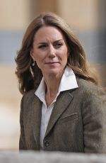 KATE MIDDLETON Visits Natural History Museum
