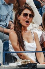 KATIE HOLMES at Novak Djokovic vs. Cameron Norris Game at US Open 2025 in New York City 08/29/2025