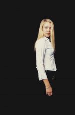 KRISTANNA LOKEN - Photoshoot