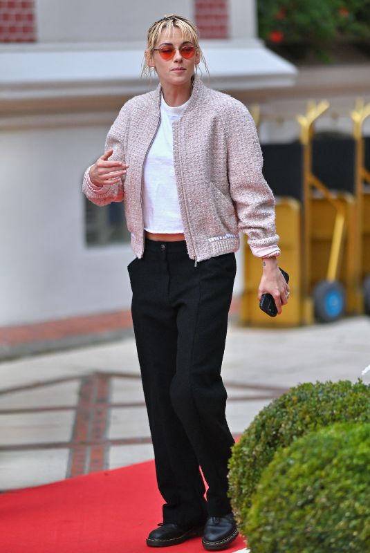 KRISTEN STEWART Leaves Normandy Hotel in Deauville 09/13/2025