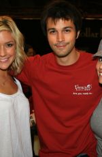 KRISTIN CAVALLARI at Billion Dollar Babes Santa Monica Sales Event 12/01/2006