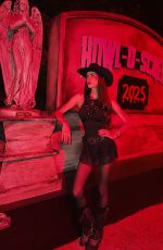 LEEANNA VAMP - Instagram Photos 09/20/2025