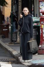 LENI KLUM Out and About in New York City 09/25/2025