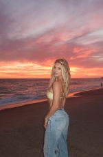 LINDSAY BREWER - Instagram Photos 09/06/2025