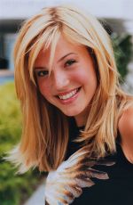 MANDY MOORE for Teen Vogue 2000