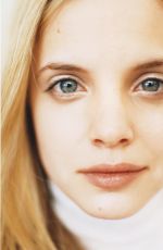 MENA SUVARI at a Photoshoot 1999