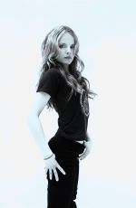 MENA SUVARI at a Photoshoot 2003