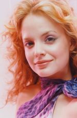 MENA SUVARI for Movieline 2000