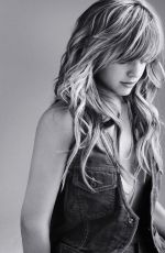 MENA SUVARI for Ocean Drive Magazine 2005