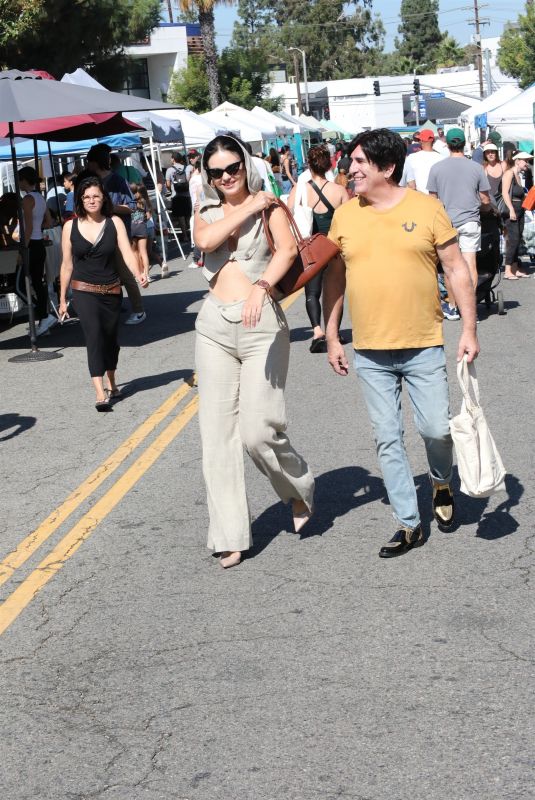 NATASHA and Martin BLASICK Out Shopping at Studio City Farmers Market 09/21/2025