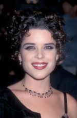 NEVE CAMPBELL at Scream 2 Premiere in Hollywood 12/10/1997