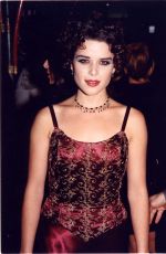 NEVE CAMPBELL at Scream 2 Premiere in Hollywood 12/10/1997