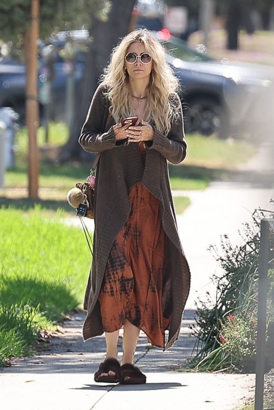 PARIS JACKSON Arrives at a Hair Salon in Los Angeles 09/03/2025