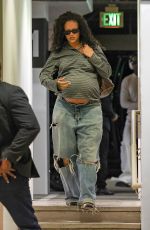 Pregnant RIHANNA Arrives for an Appointment in Los Angeles 09/02/2025
