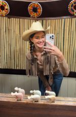 RACHEL PIZZOLATO - Instagram Photos 09/04/2025