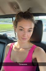 RACHEL PIZZOLATO - Instagram Photos 09/19/2025