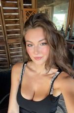 RACHEL PIZZOLATO - Instagram Photos 09/28/2025