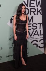 RILEY KEOUGH at Jay Kelly Premiere at New York Film Festival 09/29/2025
