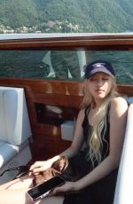 ROSE - Instagram Photos 09/03/2025