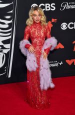 SABRINA CARPENTER at 2025 MTV Video Music Awards at UBS Arena in Elmont 09/07/2025