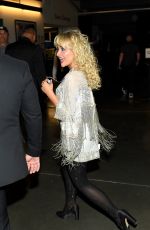 SABRINA CARPENTER Performs at 2025 MTV Video Music Awards at UBS Arena in Elmont 09/07/2025