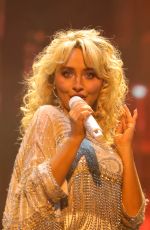 SABRINA CARPENTER Performs at 2025 MTV Video Music Awards at UBS Arena in Elmont 09/07/2025