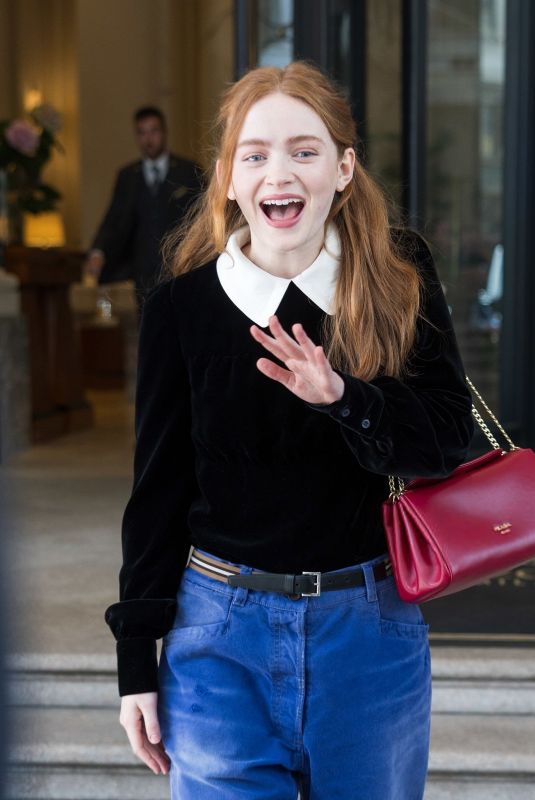 SADIE SINK Heading to Prada Fashion Show at Milan Fashion Week 09/25/2025
