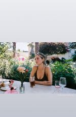 SAMARA WEAVING - Instagram Photos 09/04/2025