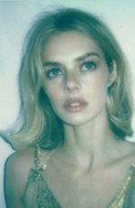 SAMARA WEAVING - Instagram Photos 09/04/2025