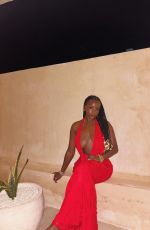 SAVANNAH PERKINS - Instagram Photos 09/06/2025