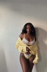 SAVANNAH PERKINS - Instagram Photos 09/06/2025
