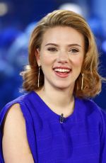 SCARLETT JOHANSSON at Today Show 12/12/2011