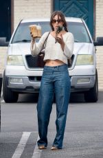 SCOUT WILLIS Leaves Oaks Gourmet in Los Angeles 09/25/2025