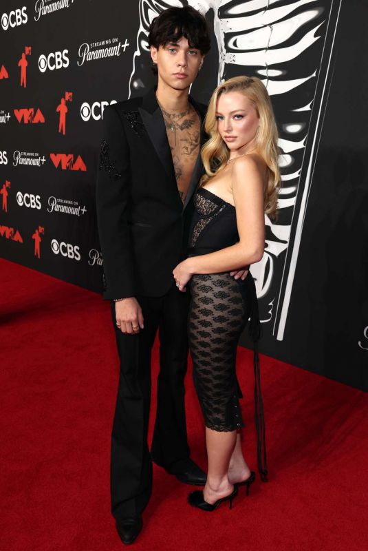 SKYLA SANDERS and Landon Barker at 2025 MTV Video Music Awards at UBS Arena in Elmont 09/07/2025